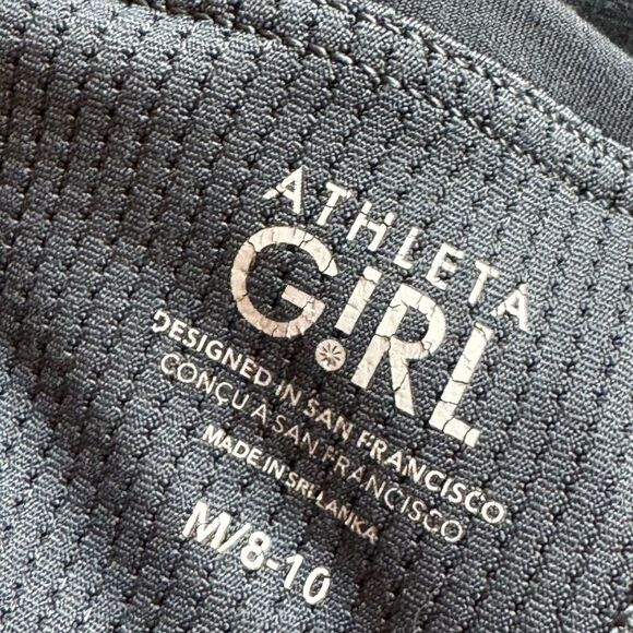 Athleta Girl Tank Top size Medium Cropped built in Bra Adjustable Strap Gray - Picture 11 of 13